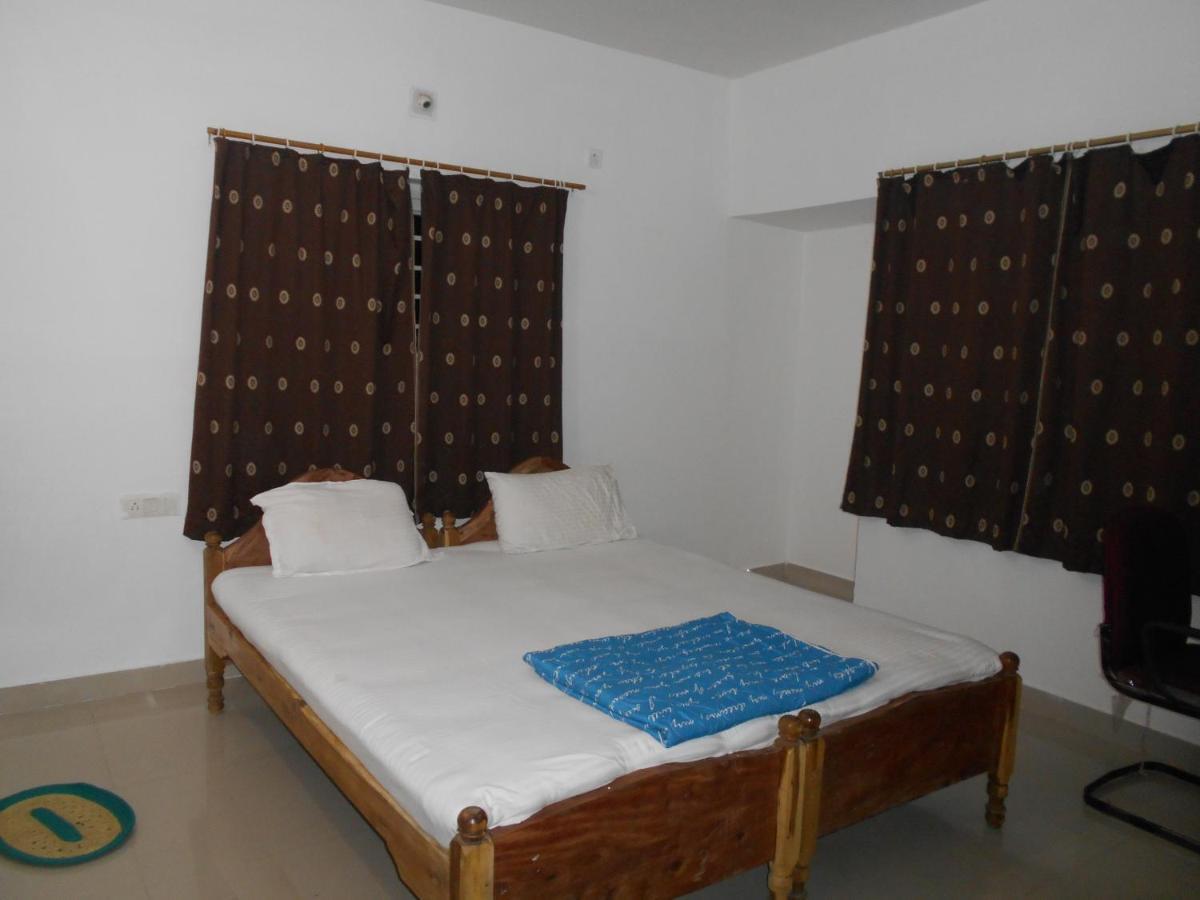 Wekare Guest House Бхубанешвар Екстериор снимка