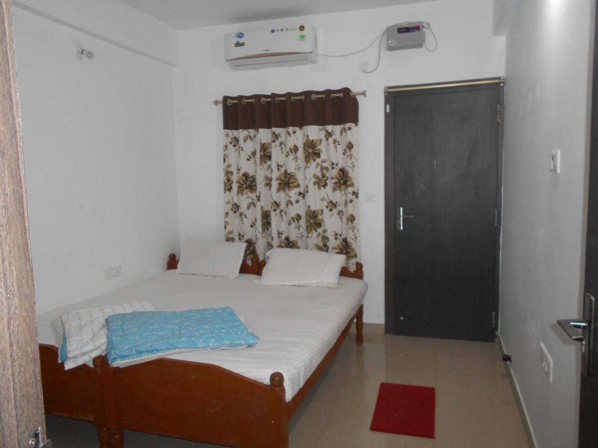 Wekare Guest House Бхубанешвар Екстериор снимка